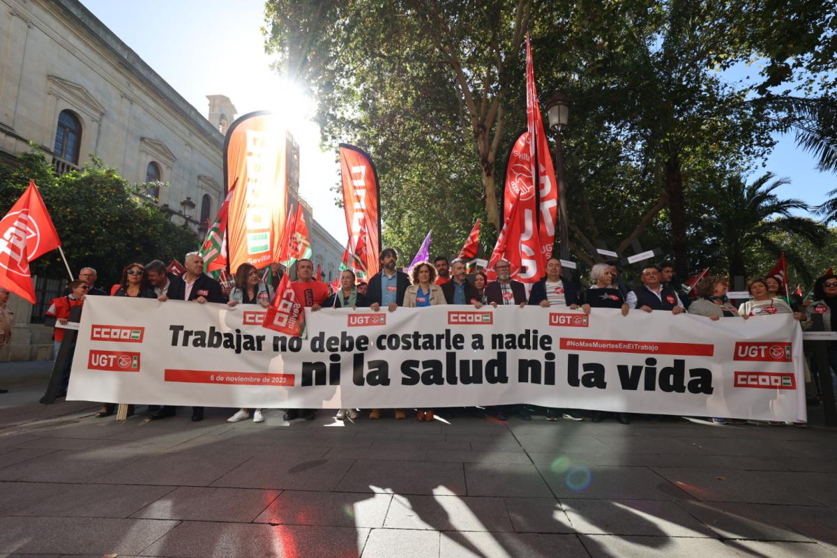 Cabecera de la manifestacin andaluza contra la siniestralidad laboral