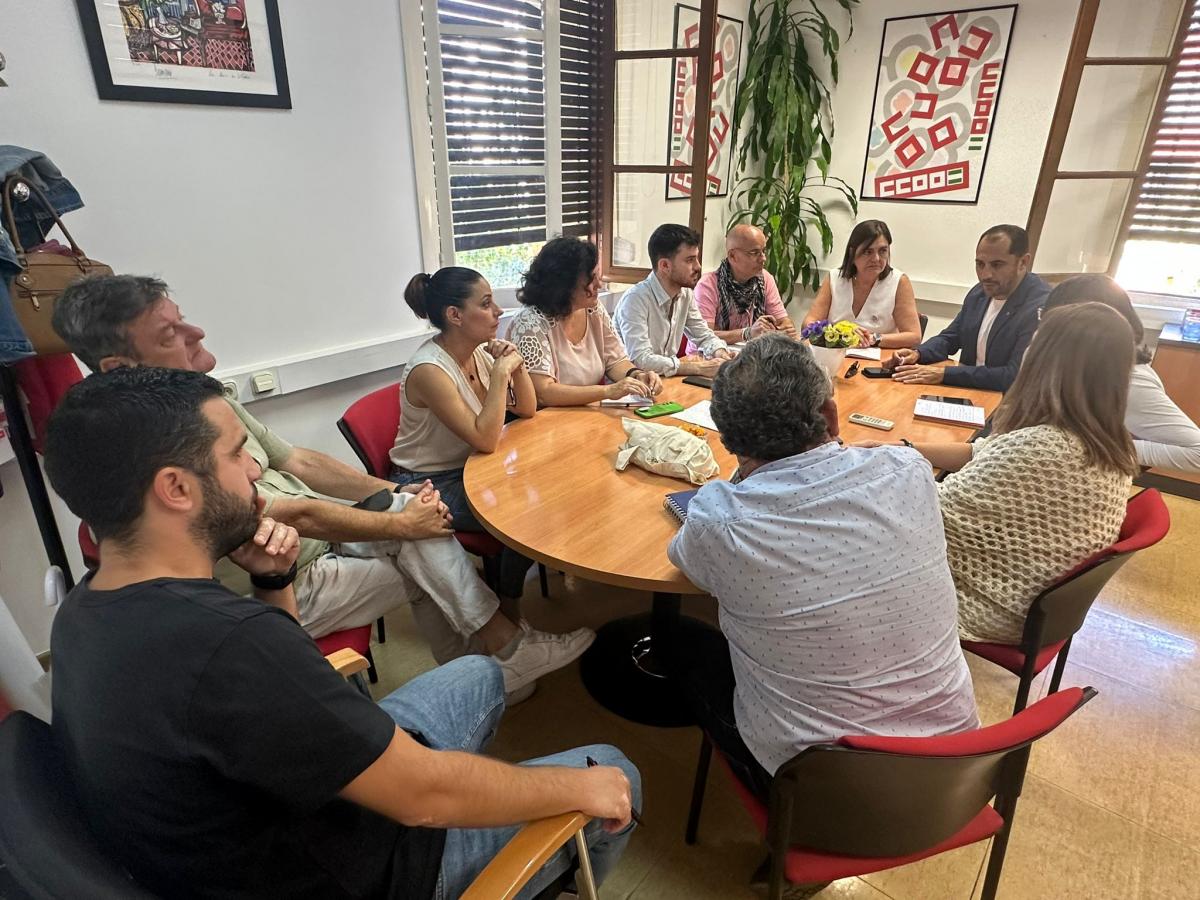 Momento de la reunión entre las direcciones de IU y CCOO.