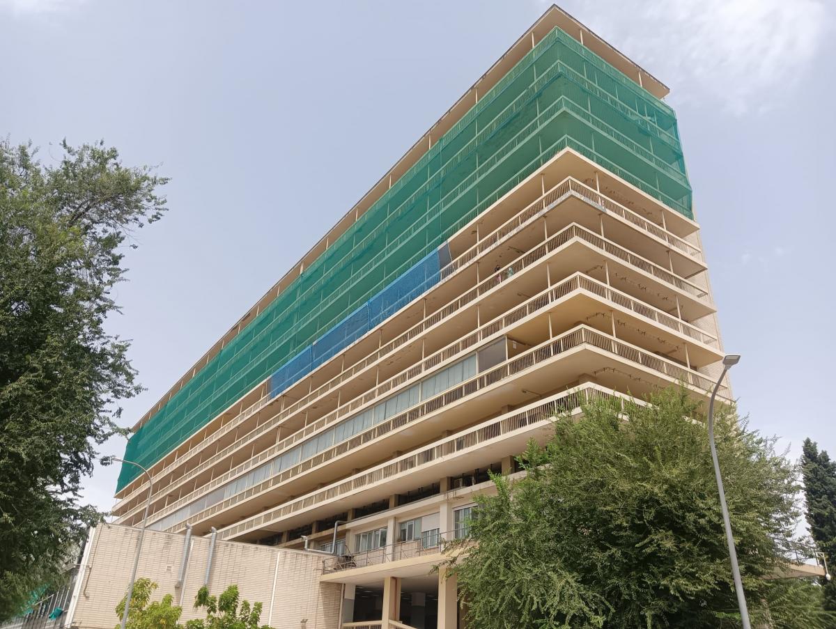 CCOO denuncia la paralización de las obras del Hospital Provincial y el riesgo que supone para el personal, las personas usuarias y sus acompañantes.