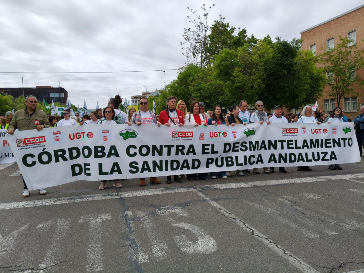 Imagen de la pancarta principal de la manifestación en defensa de la sanidad pública.