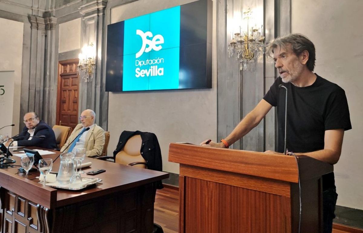 El secretario de Poltica Institucional de CCOO de Sevilla, Jorge Carlos Lebrn, en el CESPS.