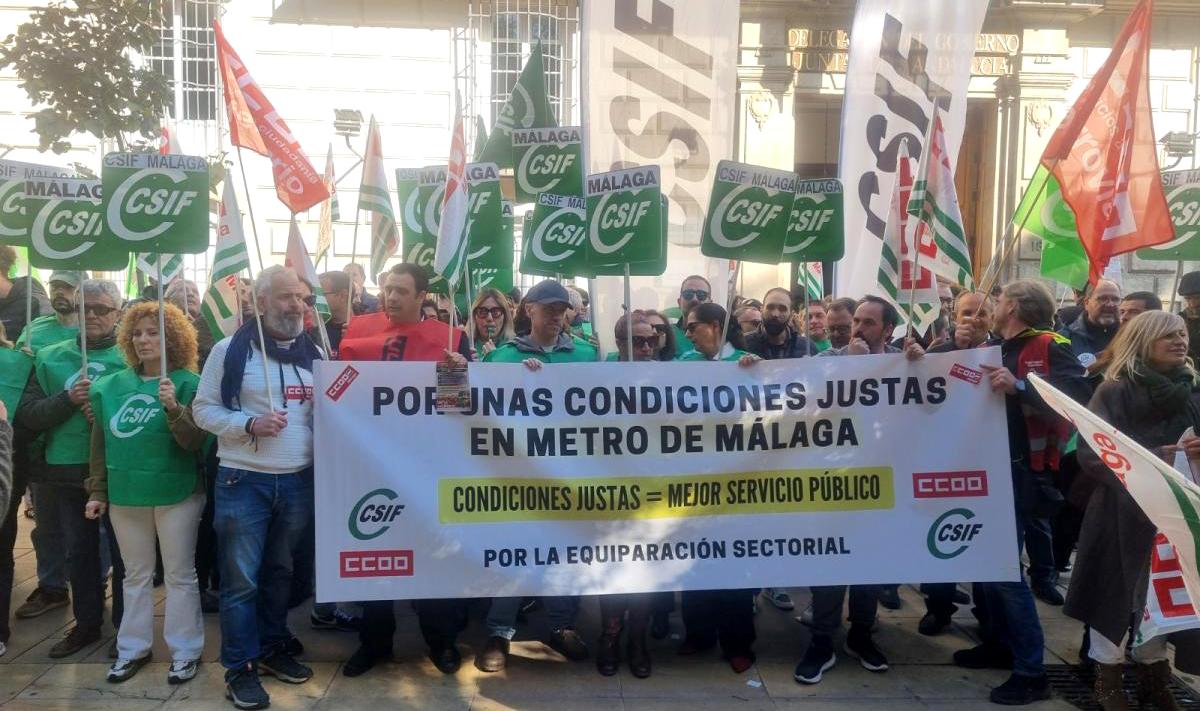 Imágenes de la concentración de Metro Málaga