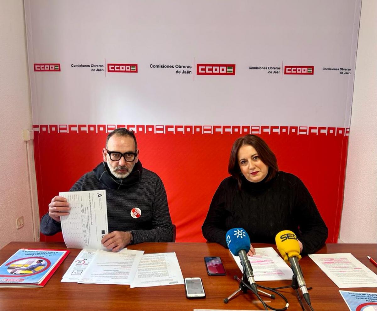 Martín Robles y Silvia de la Torre durante la rueda de prensa.
