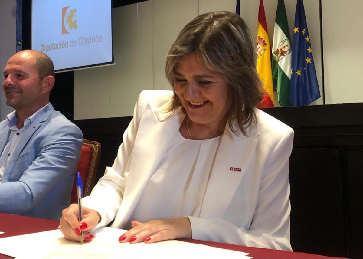 Marina Borrego durante la firma del acuerdo de concertación "Juntos x Córdoba"