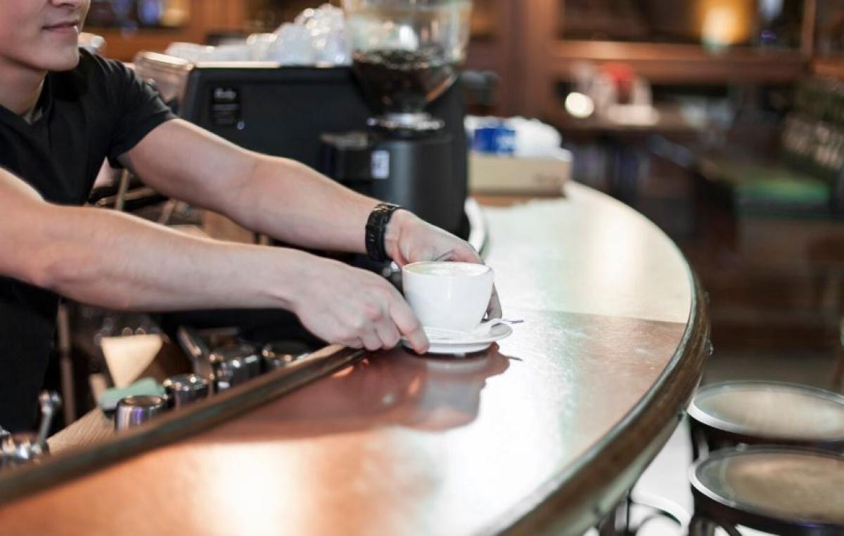 CCOO alerta de la destrucción de empleo en Málaga capital en pleno julio pese al récord de turistas en 2025