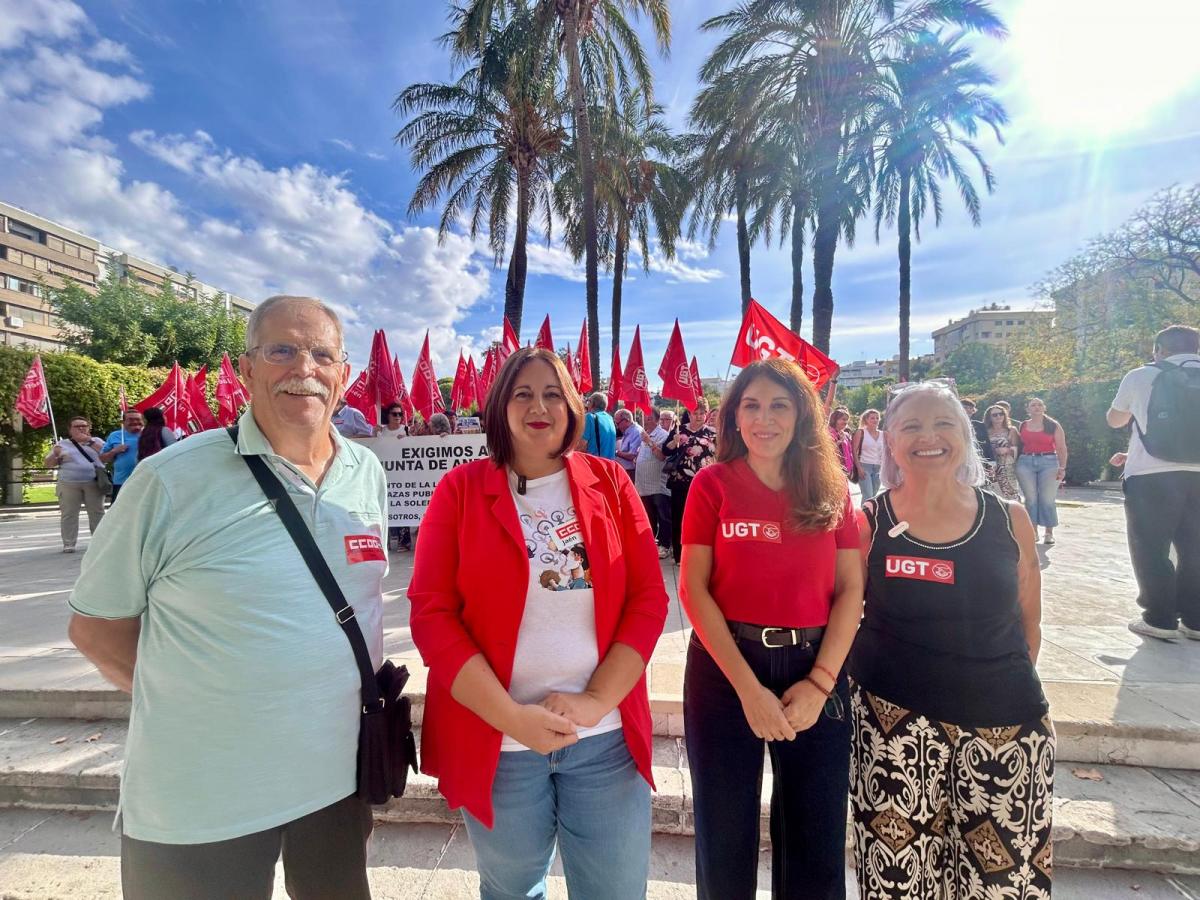 Concentración por el Día Internacional de las Personas Mayores