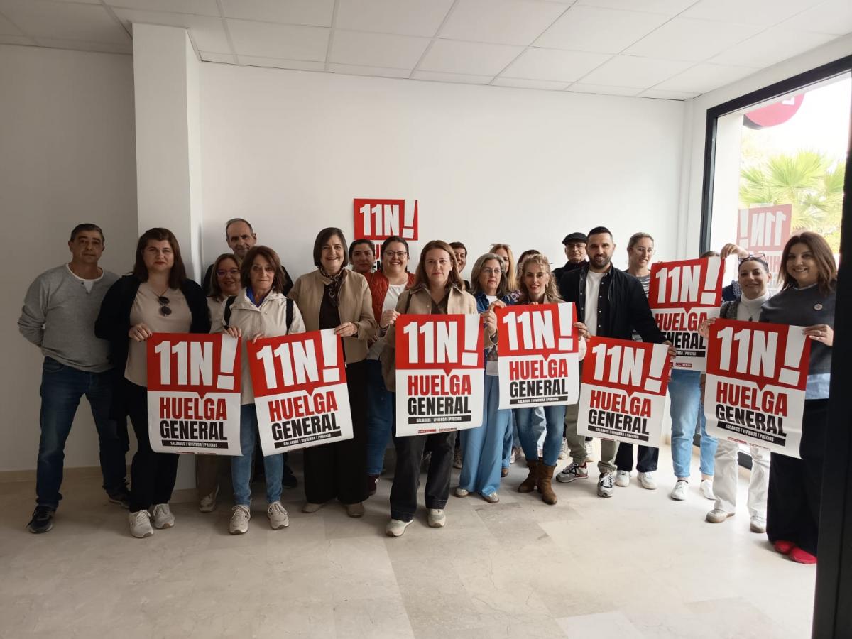 Delegados y delegadas de CCOO junto a la secretaria General del sindicato en Córdoba tras la asamblea celebrada en Pozoblanco.