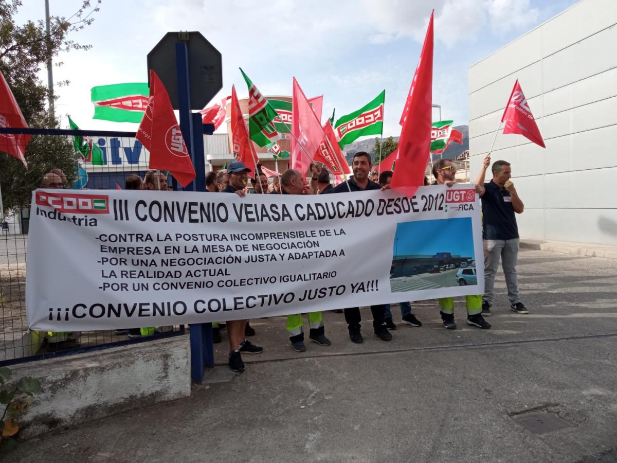 Concentracin en ITV El Pino (Sevilla)