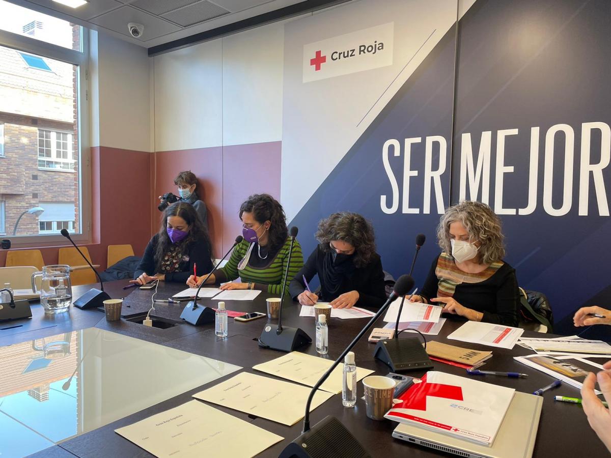 Firma del plan de igualdad de Cruz Roja