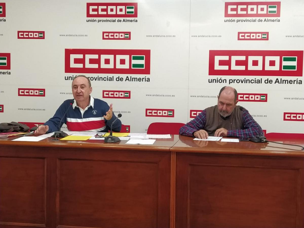 Rueda prensa del Sindicato Provincial de Pensionistas y Jubilados de CCOO Almera para denunciar el retraso en los talleres de los CPA.