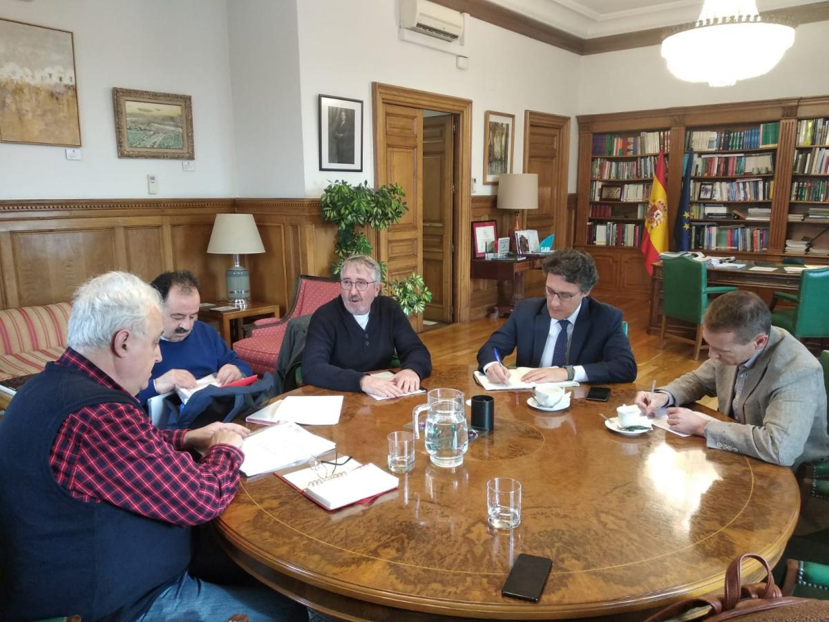 Instantnea de la reunin en el Ministerio de Agricultura