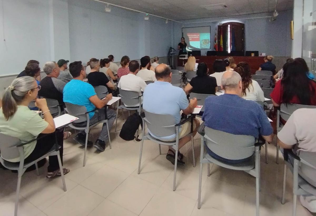 Imagen del taller sobre el proceso Acredita celebrado en Cabra.