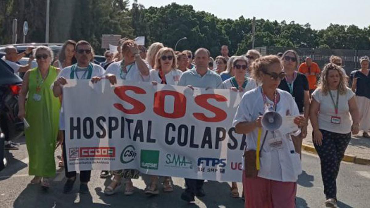 Concentracin por el colapso de las urgencias del Hospital Virgen de la Victoria