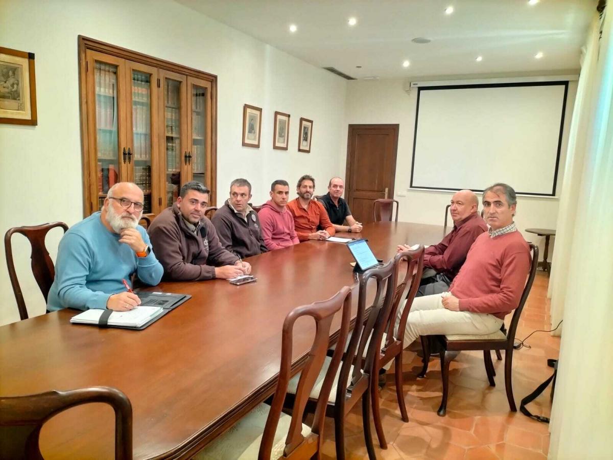 Fotografía de la mesa negociadora