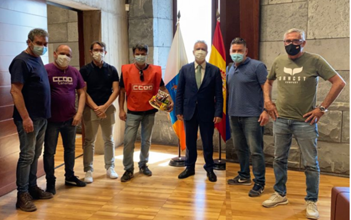 Foto del 2 de julio de 2021 en la Sede de Presidencia del Gobierno, tras la firma del acuerdo que garantiza la continuidad del grupo JSP y el manteniendo del empleo.