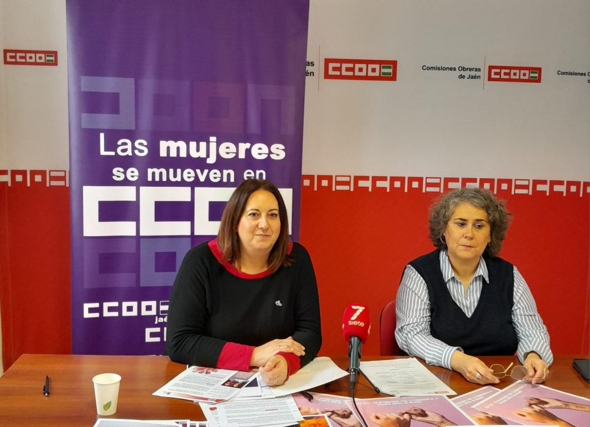 Silvia de la Torre y Manuela Barajas en la rueda de prensa del 25N