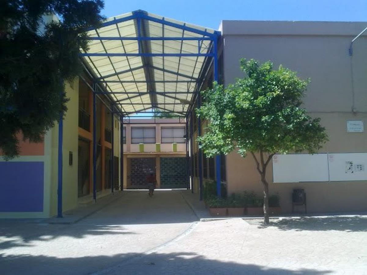 CCOO exige la creacin de una 2 unidad en el 2 curso de primaria del colegio Luis Vives de Jerez