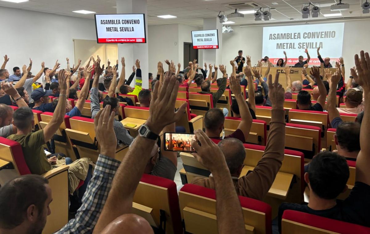 Asamblea de delegadas y delegados del metal en Sevilla.