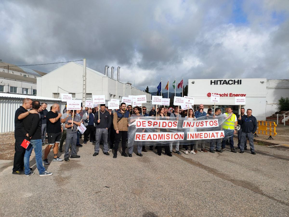 CCOO exige la readmisin de los trabajadores despedidos en Hitachi.