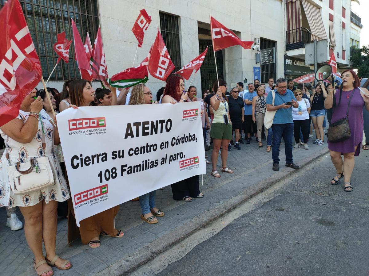 La plantilla de Atento ha mostrado su rechazo a la propuesta de traslados colectivos de la empresa.