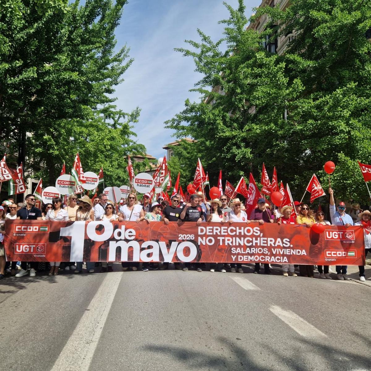 Cabecera de la manifestación en Granada