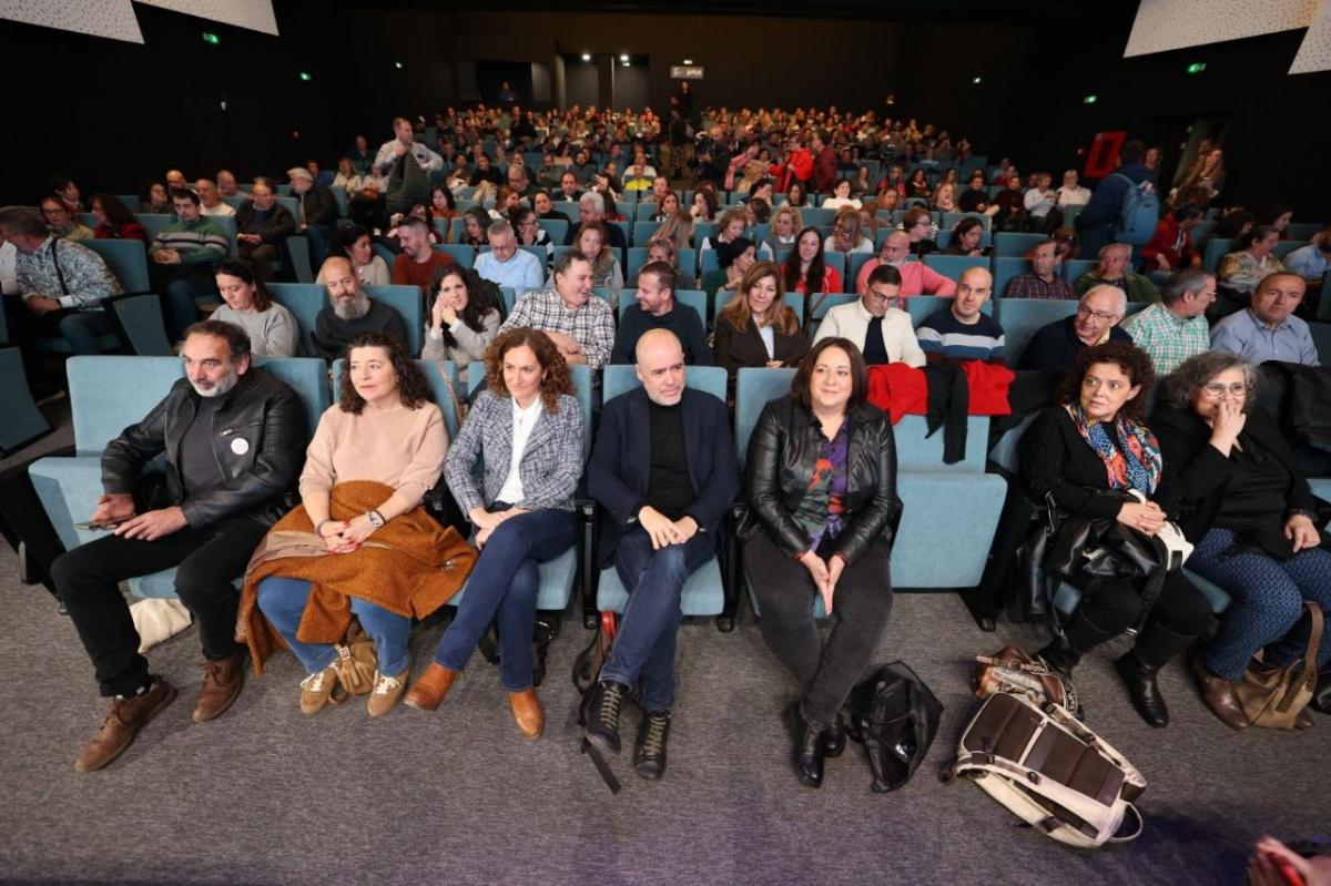Nuria López, Unai Sordo y Silvia de la Torre en la asamblea de CCOO en Jaén