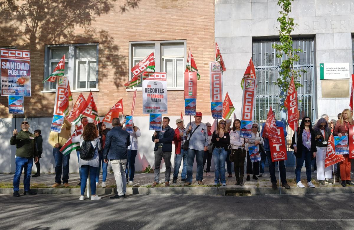 Imagen de la concentración en la que se ha presentado la manifestación del 12 de abril en defensa de la sanidad pública.