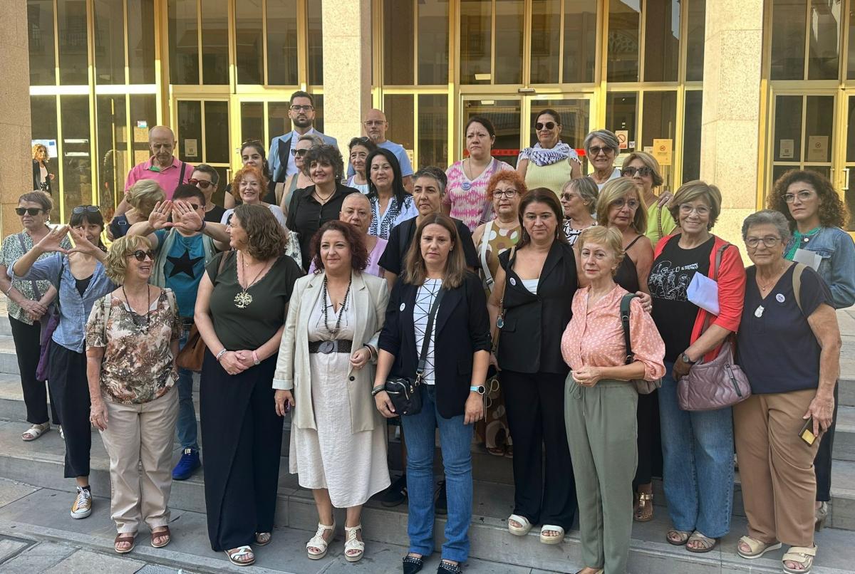 CCOO se ha unido a las reivindicaciones del Consejo Municipal de Mujeres de Córdoba con motivo del Dïa de los Derechos Sexuales y Reproductivos y del Derecho al Aborto.