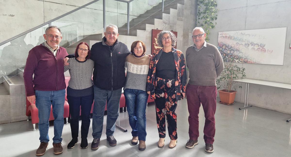 Ricardo Flores junto a su nueva Ejecutiva al frente de Pensionistas CCOO Granada