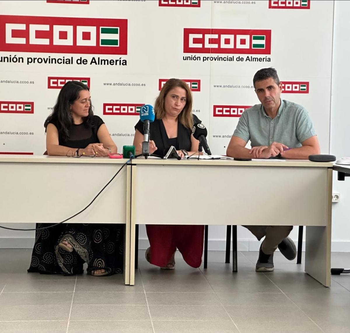 Rueda de prensa en la que se ha presentado el informe.