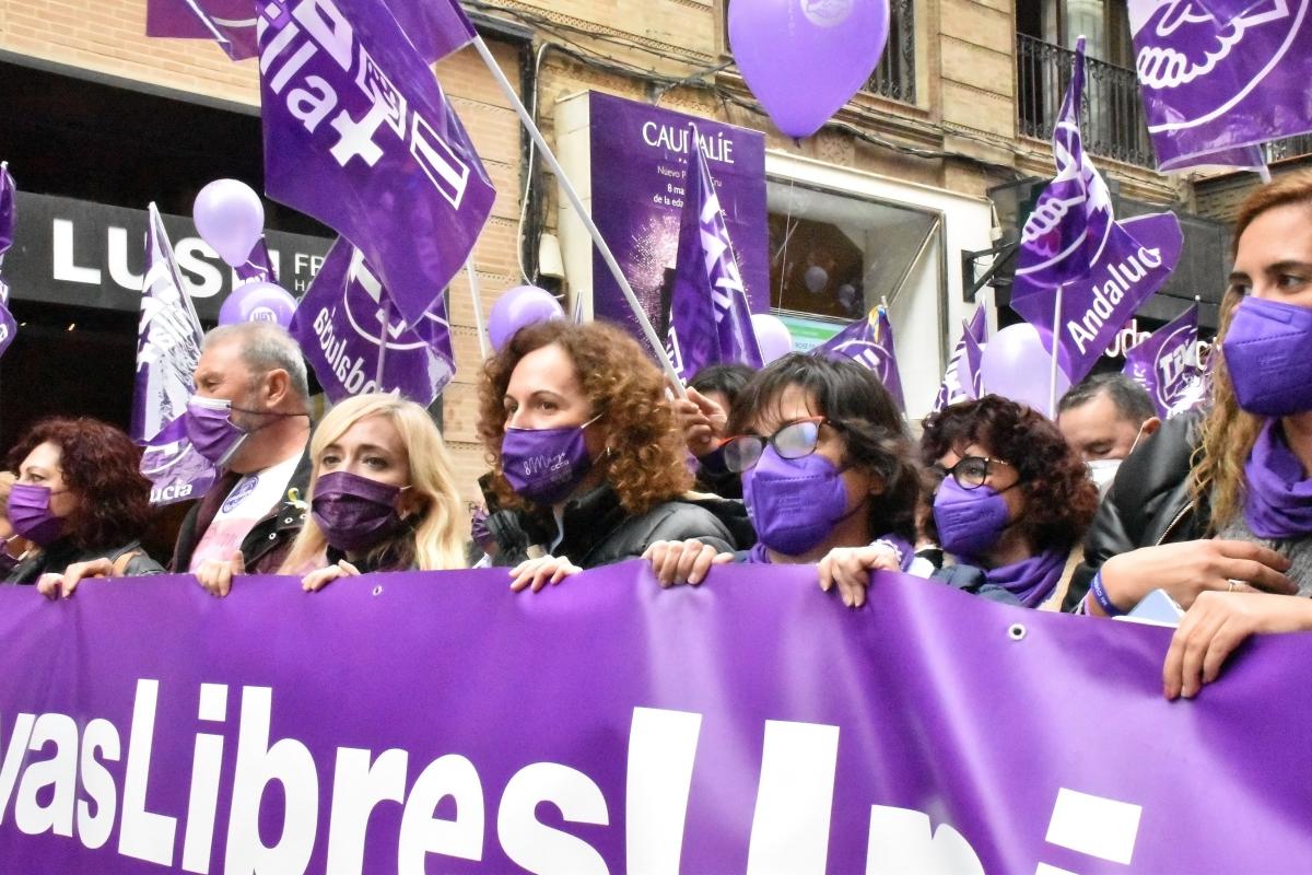 Nuria López en la manifestación de Sevilla con motivo del 8M por la igualdad real